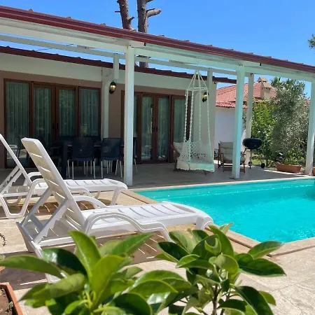 Luxury With Pool In וילה *