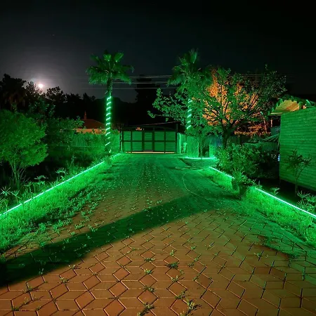 Luxury With Pool In וילה *