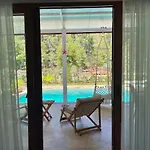 Luxury With Pool In