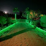 Luxury With Pool In 빌라 *