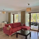 Villa Luxury With Pool In